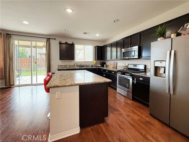 29325 Centerfield, Lake Elsinore, CA 92530