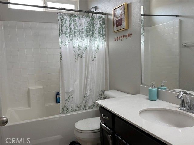 29325 Centerfield, Lake Elsinore, CA 92530