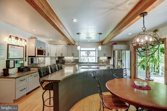 199 SUNNYSIDE RD, West Grove, PA 19390