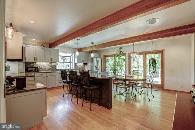 199 SUNNYSIDE RD, West Grove, PA 19390