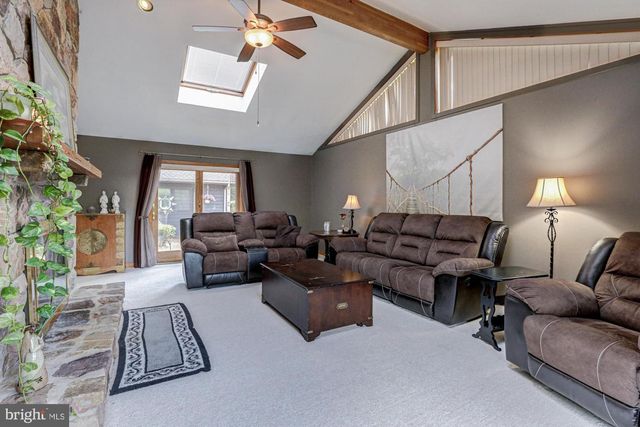 199 SUNNYSIDE RD, West Grove, PA 19390