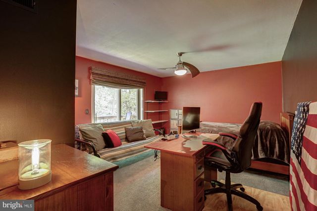 199 SUNNYSIDE RD, West Grove, PA 19390