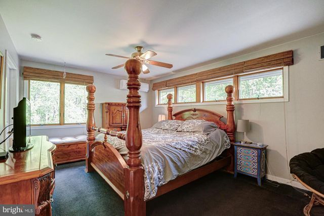199 SUNNYSIDE RD, West Grove, PA 19390