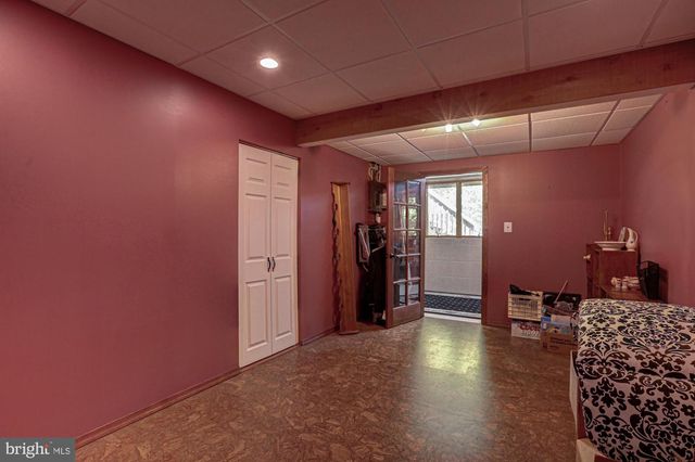 199 SUNNYSIDE RD, West Grove, PA 19390