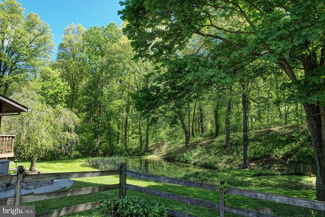 199 SUNNYSIDE RD, West Grove, PA 19390