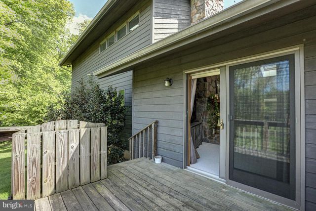 199 SUNNYSIDE RD, West Grove, PA 19390