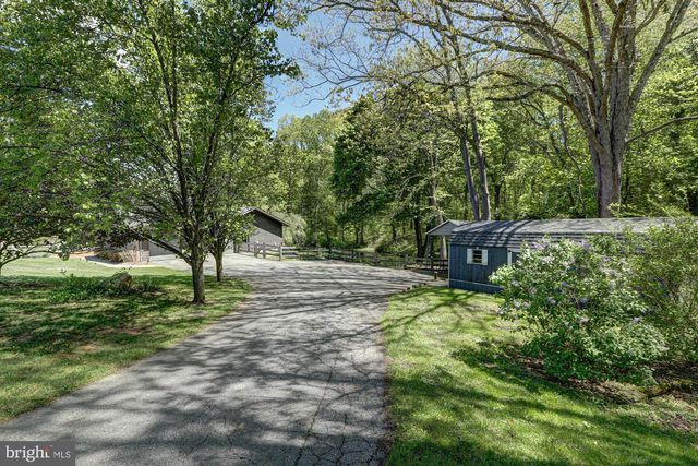 199 SUNNYSIDE RD, West Grove, PA 19390