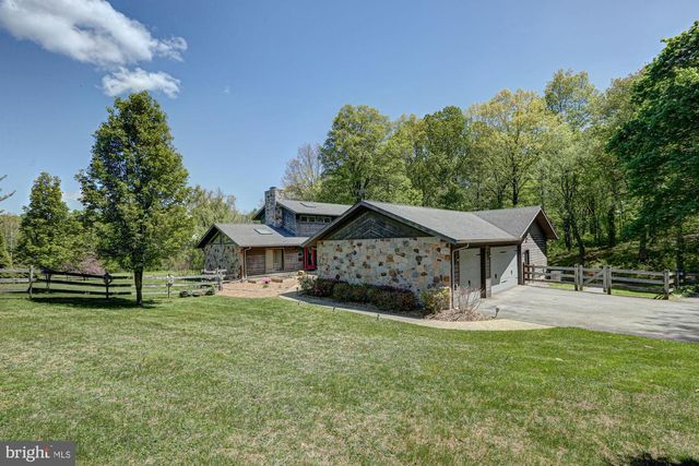199 SUNNYSIDE RD, West Grove, PA 19390