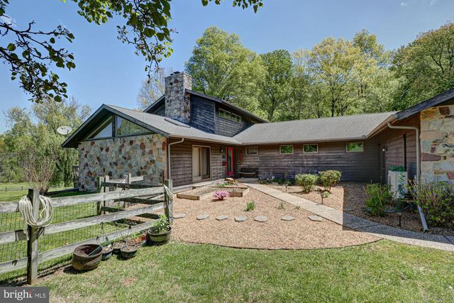 199 SUNNYSIDE RD, West Grove, PA 19390