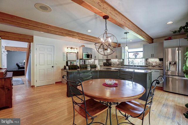 199 SUNNYSIDE RD, West Grove, PA 19390