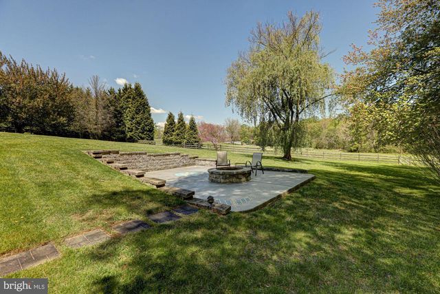 199 SUNNYSIDE RD, West Grove, PA 19390