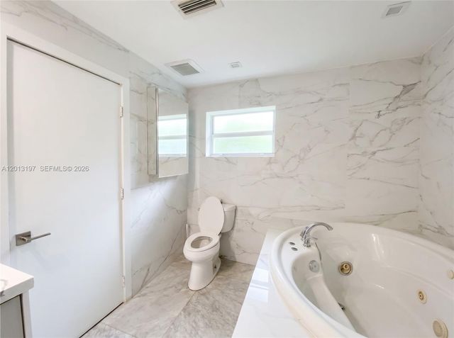 21335 NE 19th Court, Miami, FL 33179