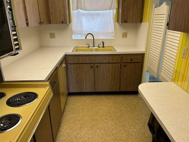 5555 GULF BOULEVARD 312, St Pete Beach, FL 33706