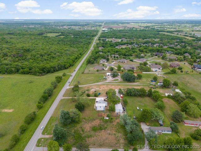 7111 S 277th East Avenue, Broken Arrow, OK 74014