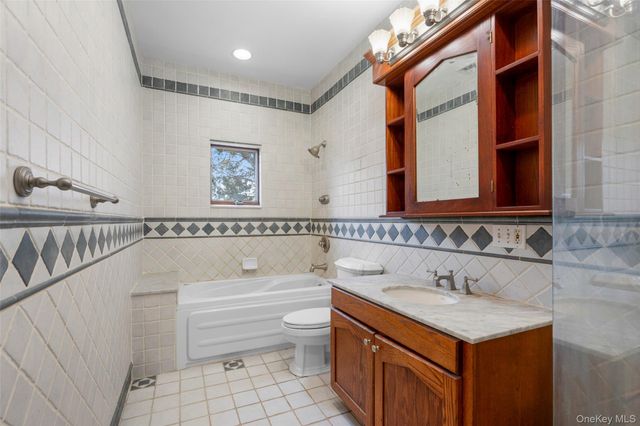 106 Carver Terrace, Yonkers, NY 10710
