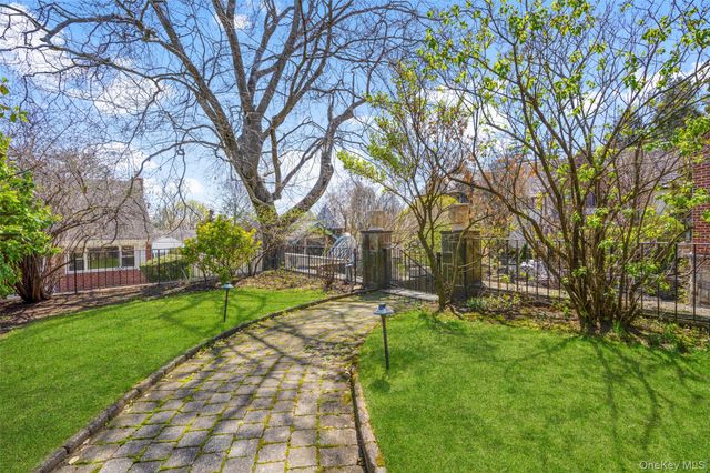 106 Carver Terrace, Yonkers, NY 10710