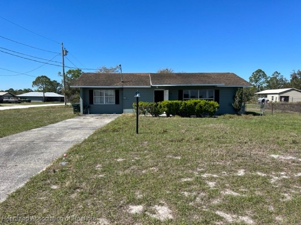2429 N Priester Road, Avon Park, FL 33825
