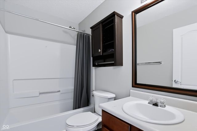 5815 Noble Drive, Indianapolis, IN 46234