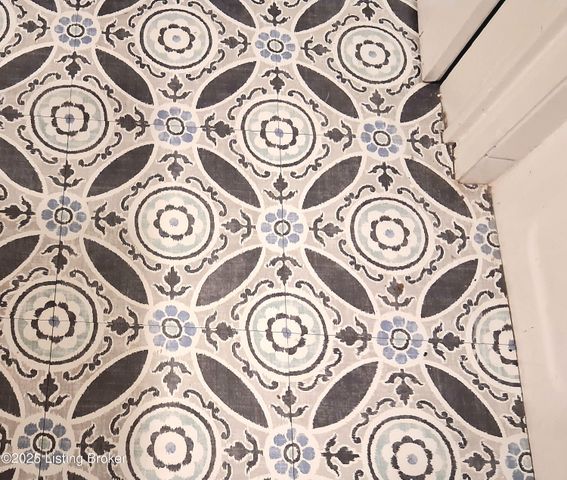 516 Plainview Ave, Shelbyville, KY 40065