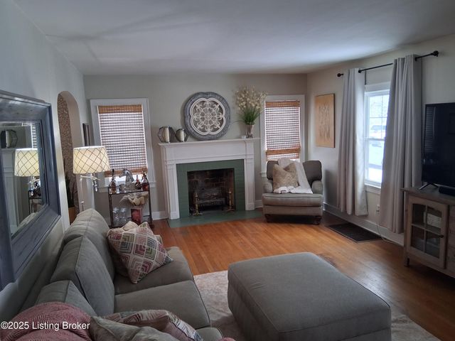 516 Plainview Ave, Shelbyville, KY 40065