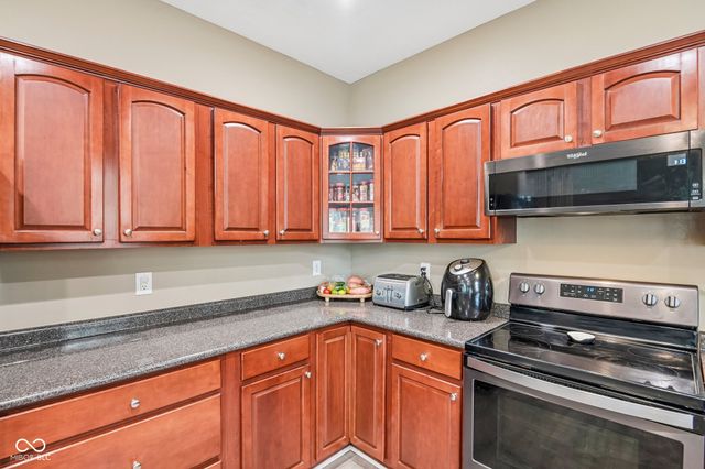 9426 Stones Ferry Way, Indianapolis, IN 46278