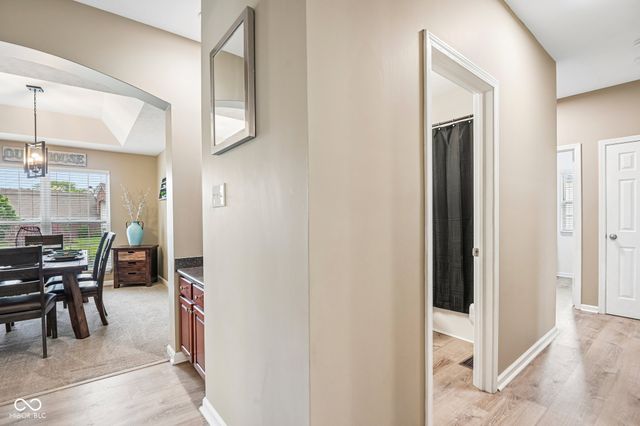 9426 Stones Ferry Way, Indianapolis, IN 46278