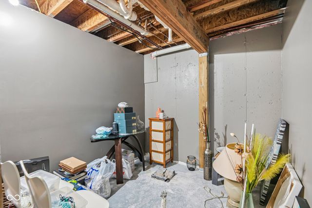 9426 Stones Ferry Way, Indianapolis, IN 46278