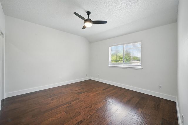 605 Fern Drive, Desoto, TX 75115