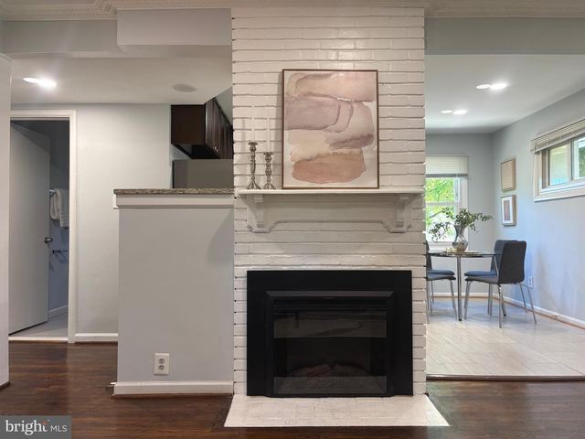 5702 DENFIELD RD, Rockville, MD 20851