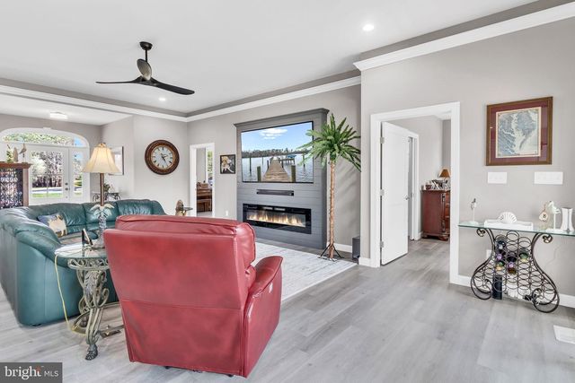 1366 STEAMBOAT LA, Heathsville, VA 22473