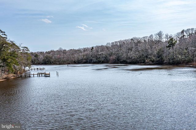 1366 STEAMBOAT LA, Heathsville, VA 22473