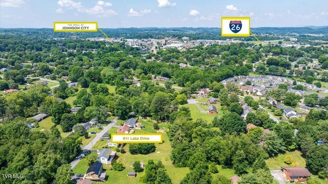 911 Lake Drive, Johnson City, TN 37601