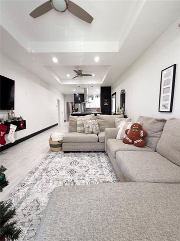 9405 Arvin Street, Houston, TX 77028