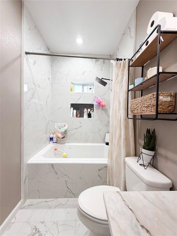 9405 Arvin Street, Houston, TX 77028