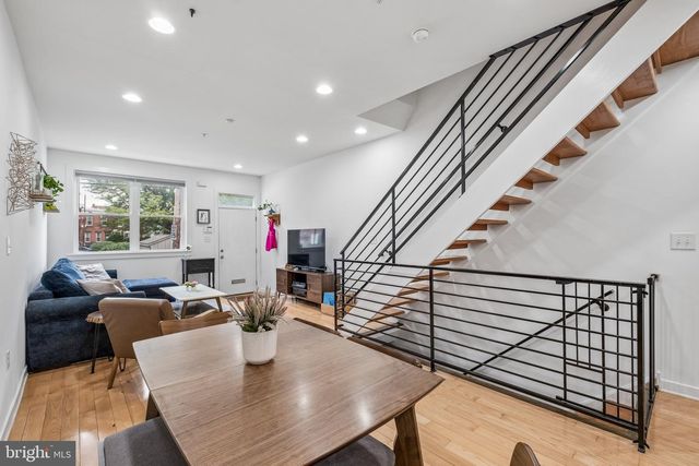 2220 MANTON ST, Philadelphia, PA 19146