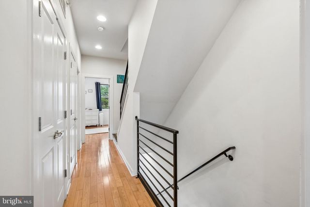 2220 MANTON ST, Philadelphia, PA 19146