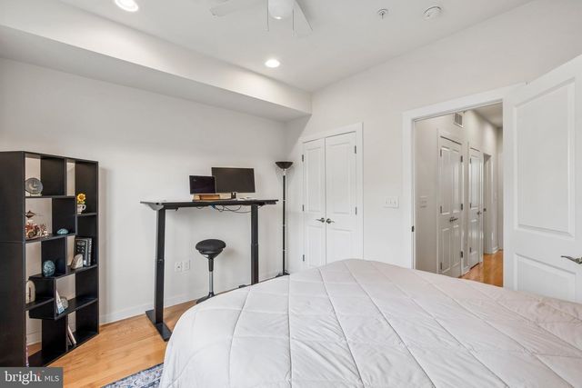 2220 MANTON ST, Philadelphia, PA 19146