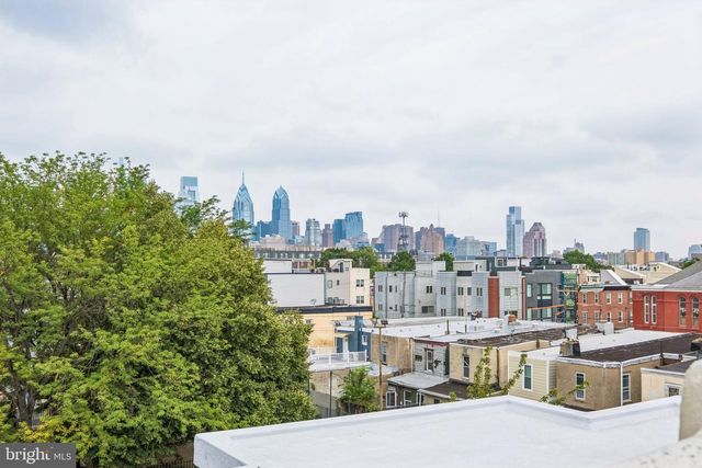 2220 MANTON ST, Philadelphia, PA 19146