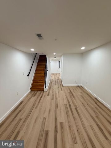 2220 MANTON ST, Philadelphia, PA 19146