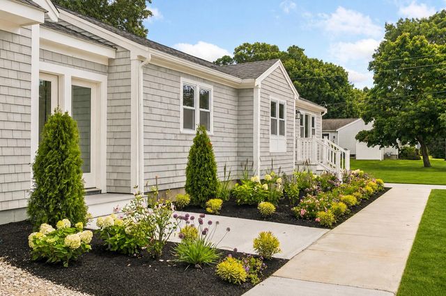 80 Seacoast Shores Boulevard, East Falmouth, MA 02536