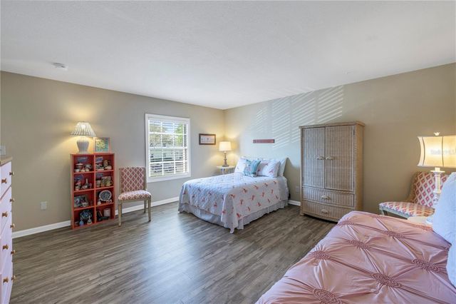 5072 STARFISH DRIVE SE F, St Petersburg, FL 33705