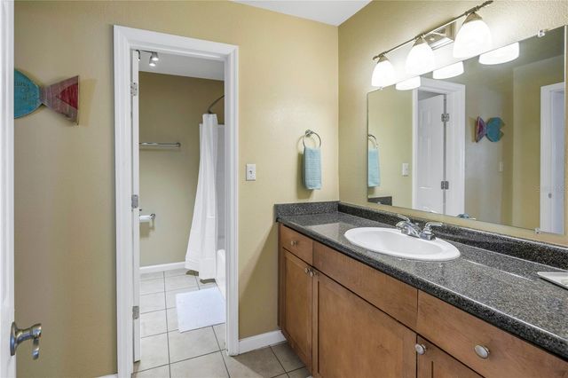 5072 STARFISH DRIVE SE F, St Petersburg, FL 33705