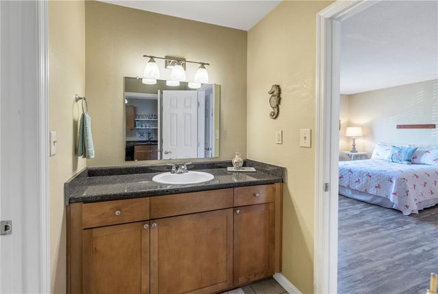 5072 STARFISH DRIVE SE F, St Petersburg, FL 33705