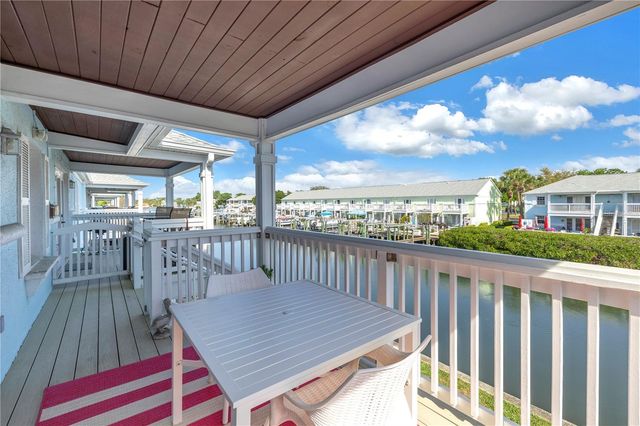 5072 STARFISH DRIVE SE F, St Petersburg, FL 33705