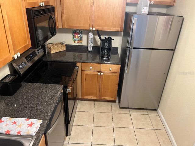 5072 STARFISH DRIVE SE F, St Petersburg, FL 33705