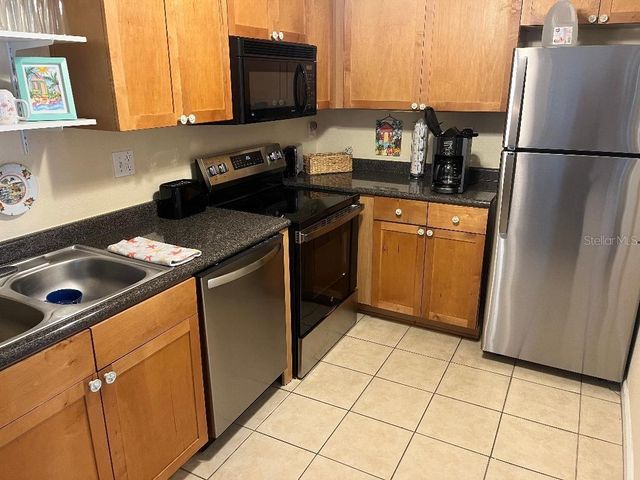 5072 STARFISH DRIVE SE F, St Petersburg, FL 33705