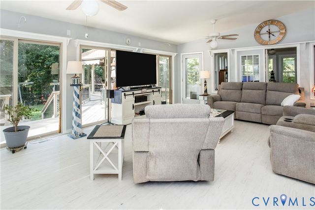 14530 Fox Knoll Dr, South Chesterfield, VA 23834