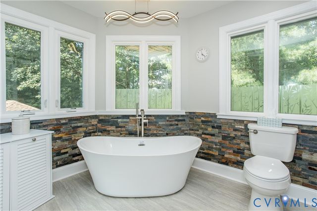 14530 Fox Knoll Dr, South Chesterfield, VA 23834