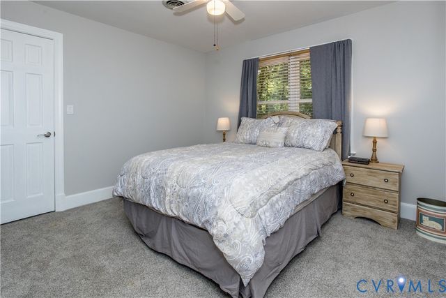 14530 Fox Knoll Dr, South Chesterfield, VA 23834