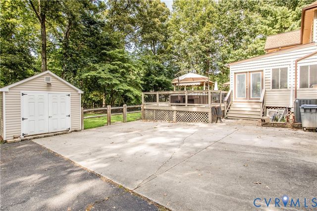 14530 Fox Knoll Dr, South Chesterfield, VA 23834
